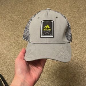 Adidas hat climate proof